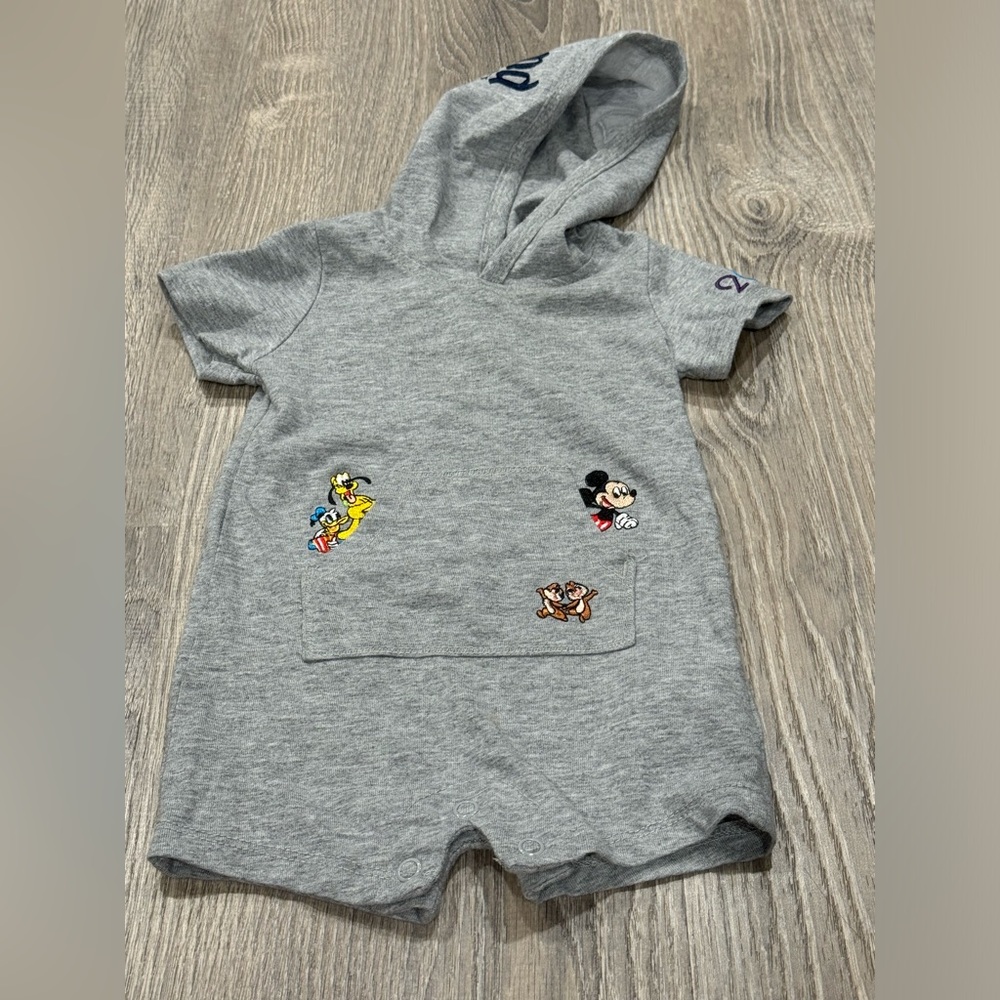 Disney Parks 6 Months Gray Hooded Embroidered Mickey Mouse Hooded Romper C36